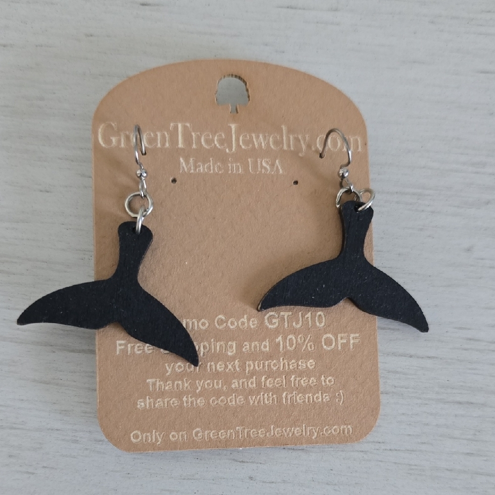 GreenTree Whale Tail Earrings
